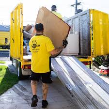 Best Yard Waste Removal  in Portland, MI